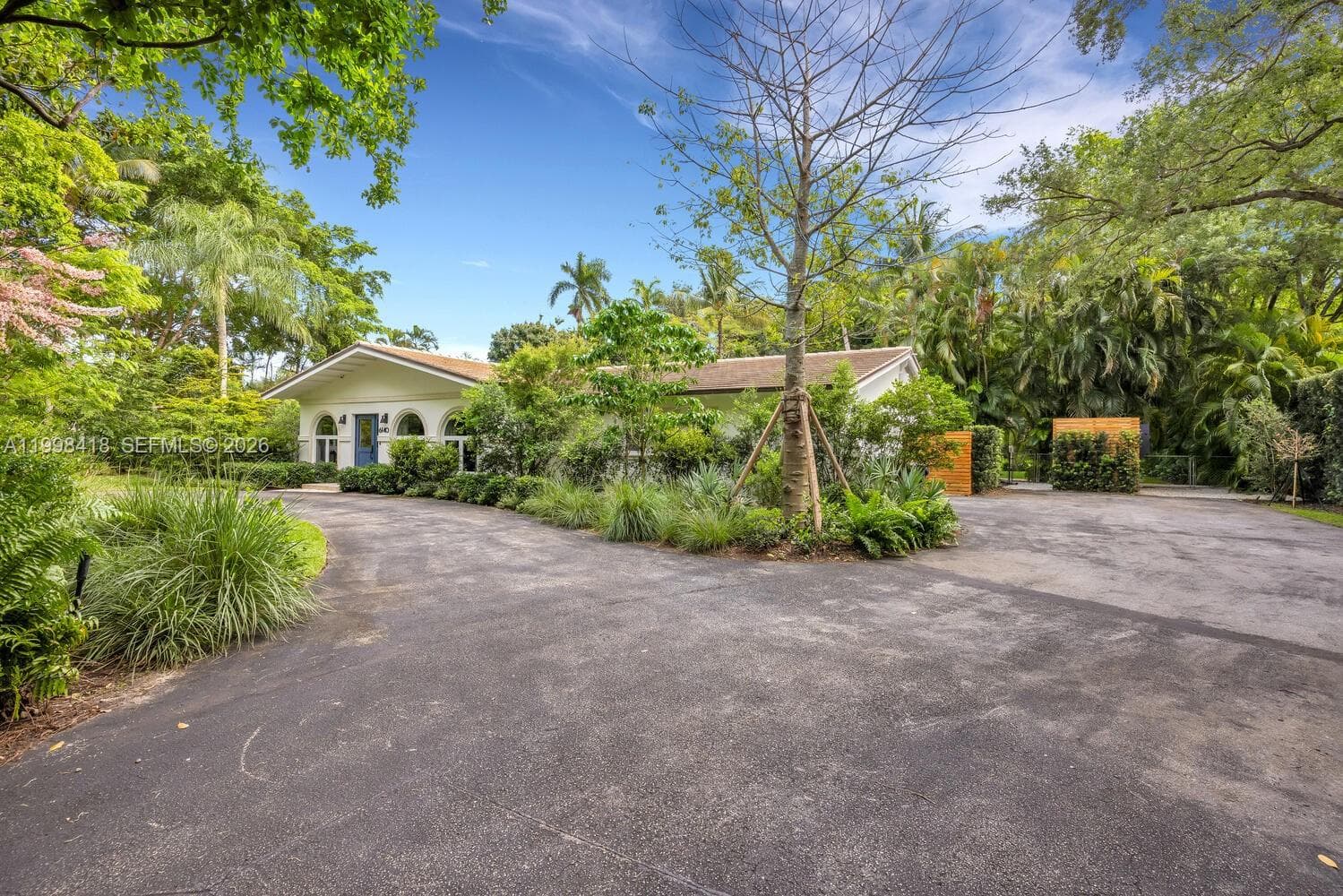 6140 SW 90th St, Pinecrest FL 33156 — 43