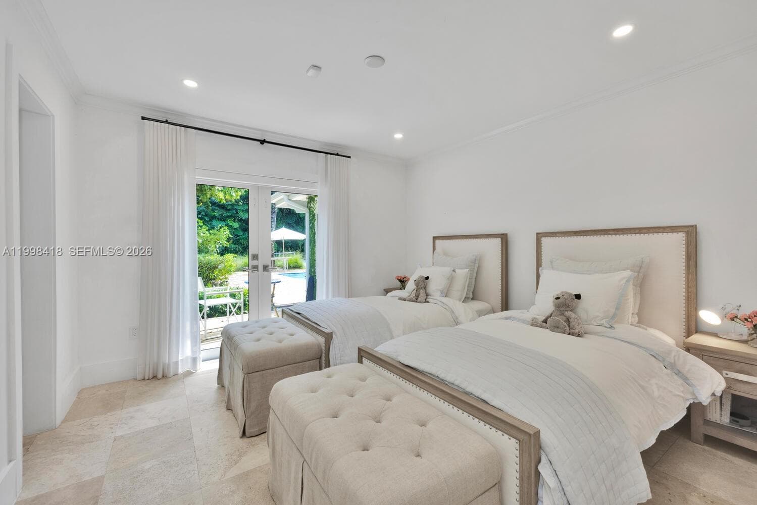 6140 SW 90th St, Pinecrest FL 33156 — 22