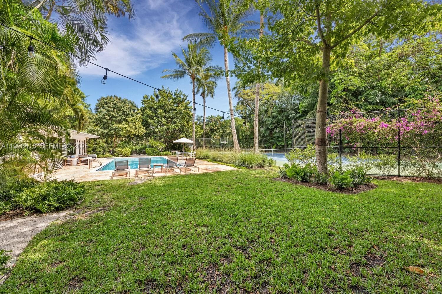 6140 SW 90th St, Pinecrest FL 33156 — 40
