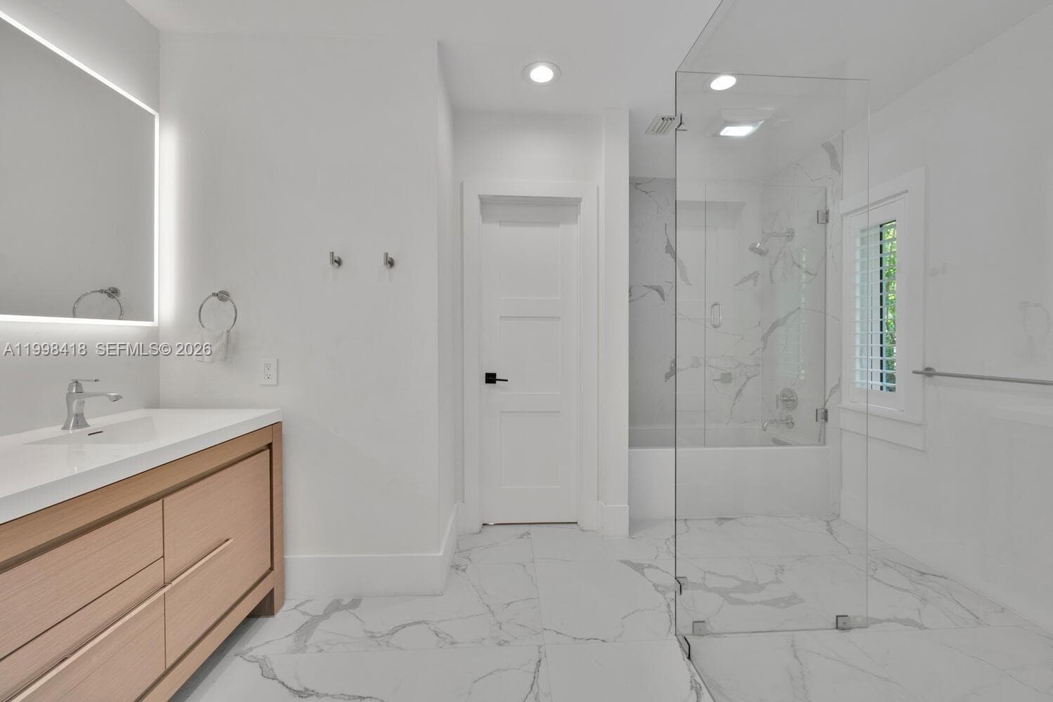 6140 SW 90th St, Pinecrest FL 33156 — 25
