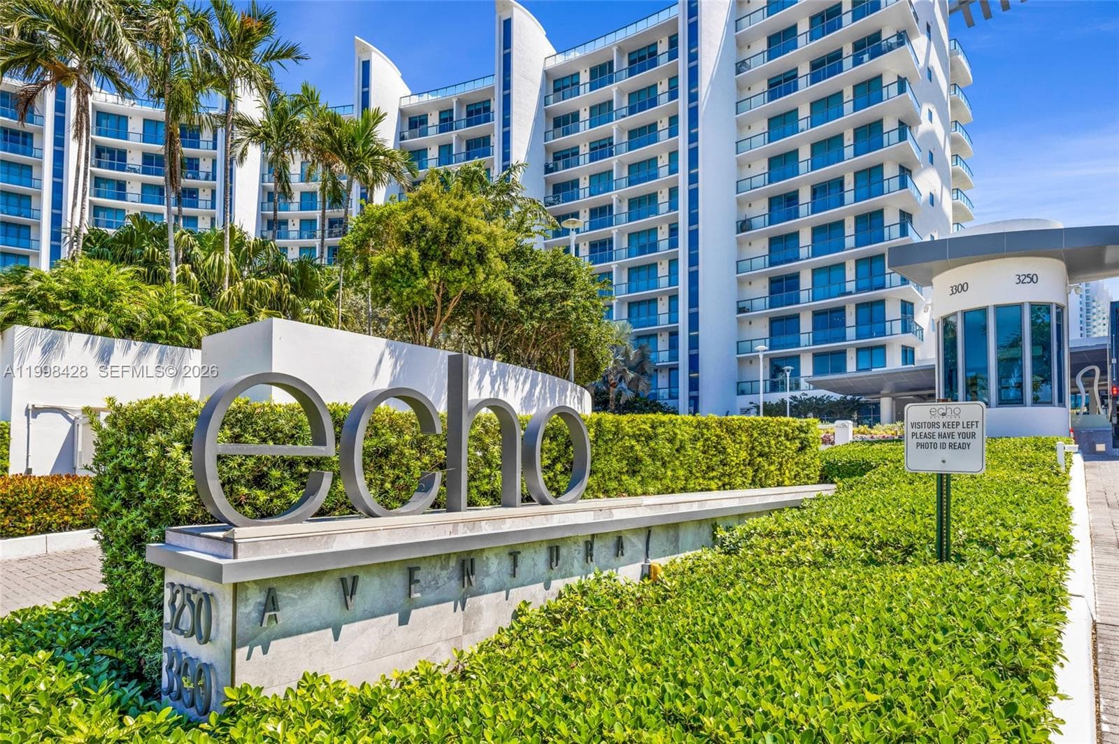 3300 NE 188th St # 812, Aventura FL 33180 — 43