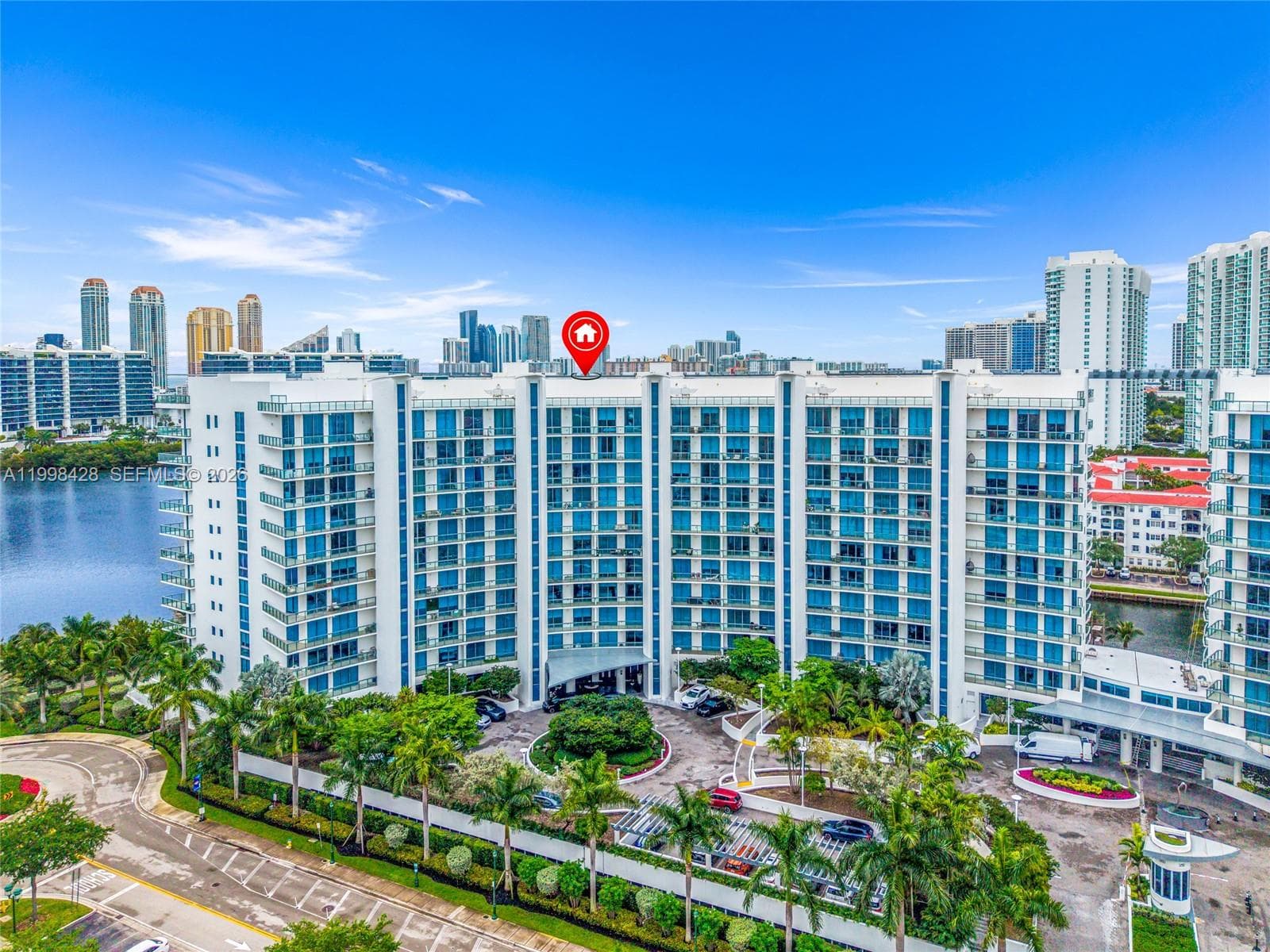 3300 NE 188th St # 812, Aventura FL 33180 — 77