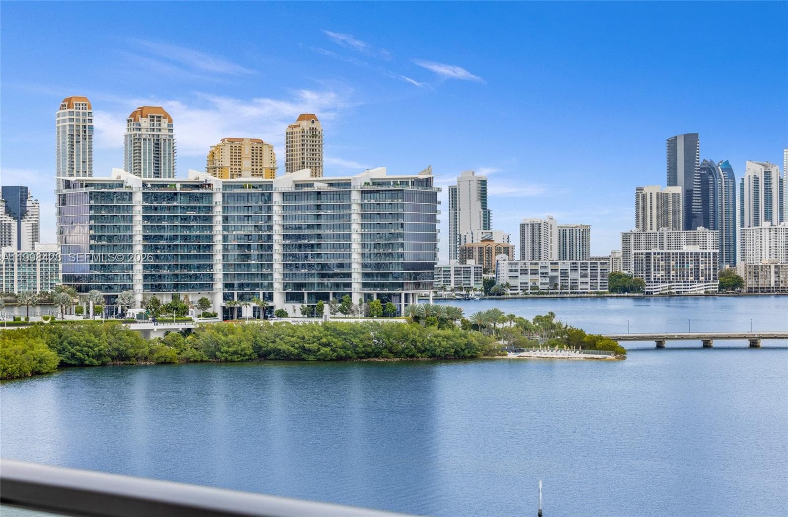 3300 NE 188th St # 812, Aventura FL 33180 — 31