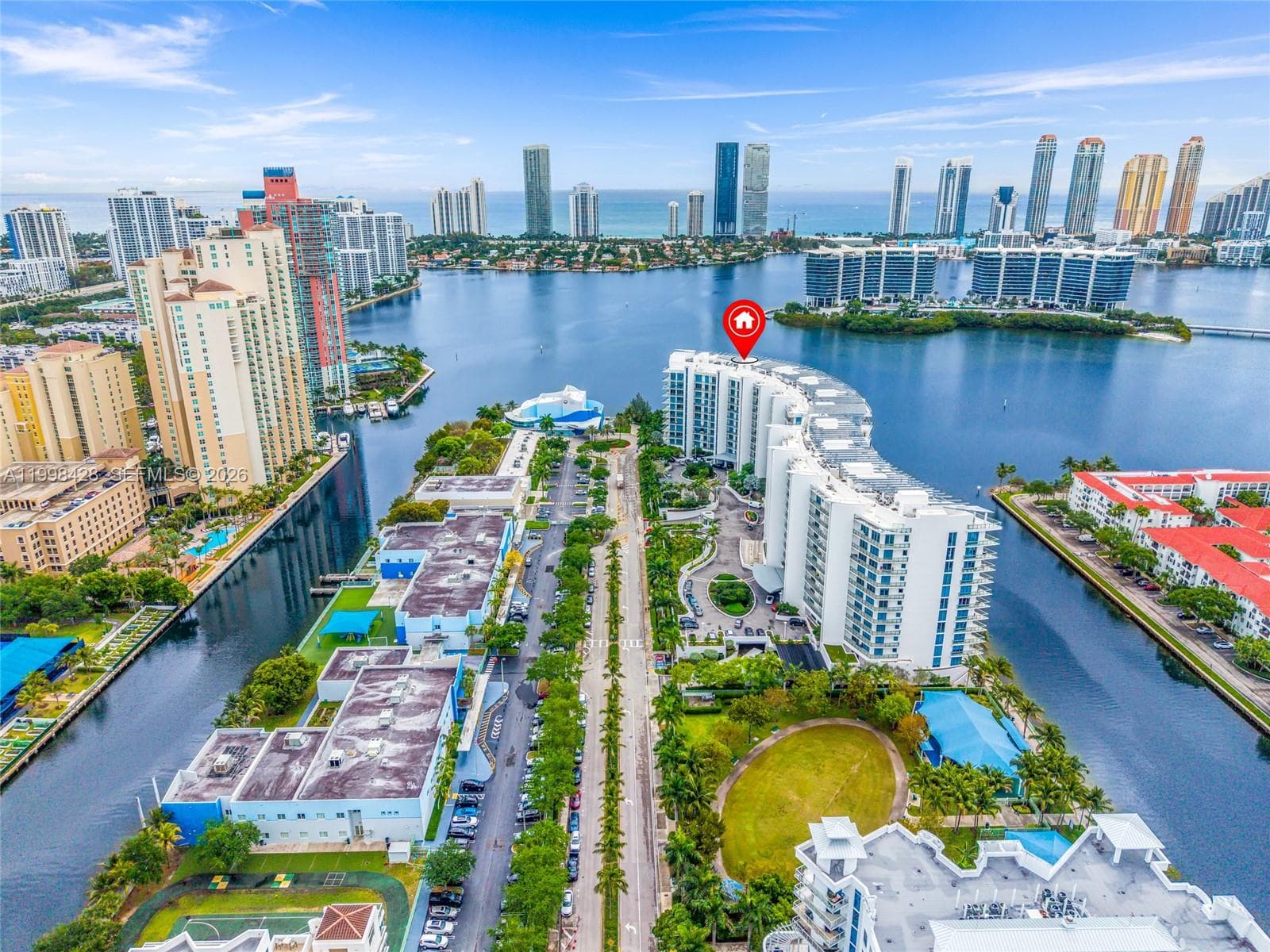 3300 NE 188th St # 812, Aventura FL 33180 — 83