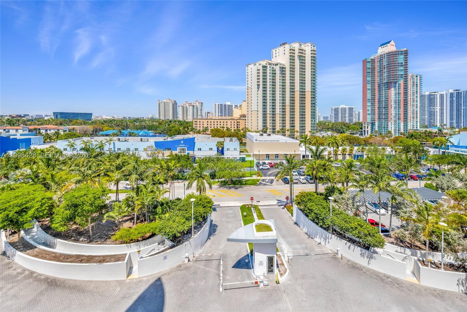 3300 NE 188th St # 812, Aventura FL 33180 — 39