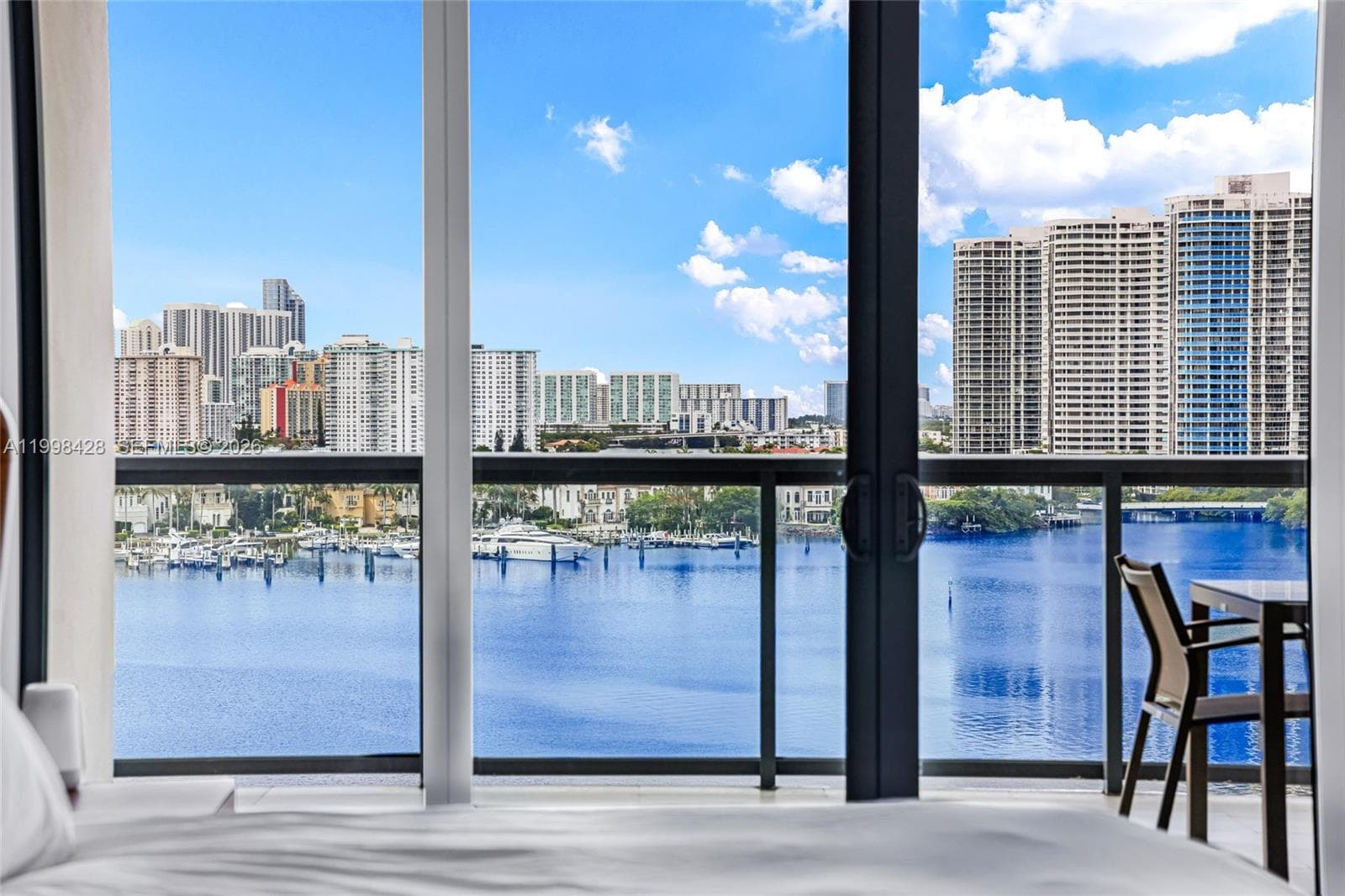 3300 NE 188th St # 812, Aventura FL 33180 — 60