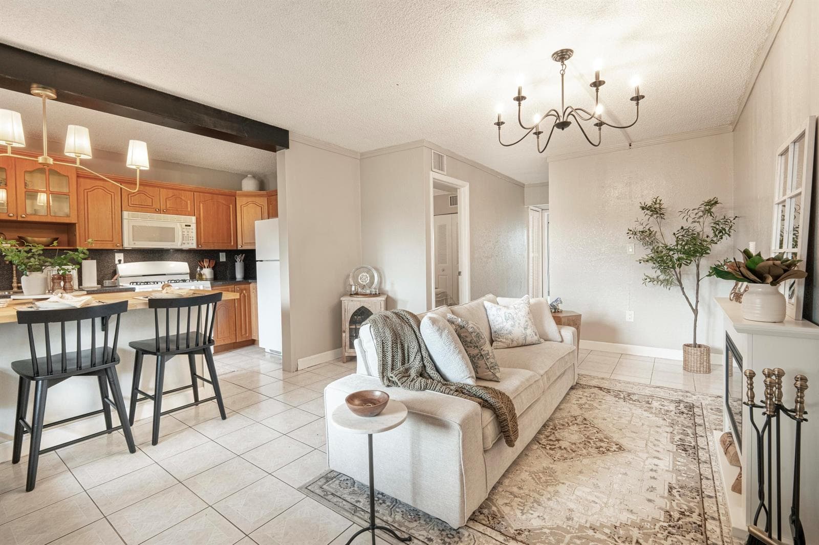 115 NE 202nd Terrace # M20, Miami Gardens FL 33179 — 4