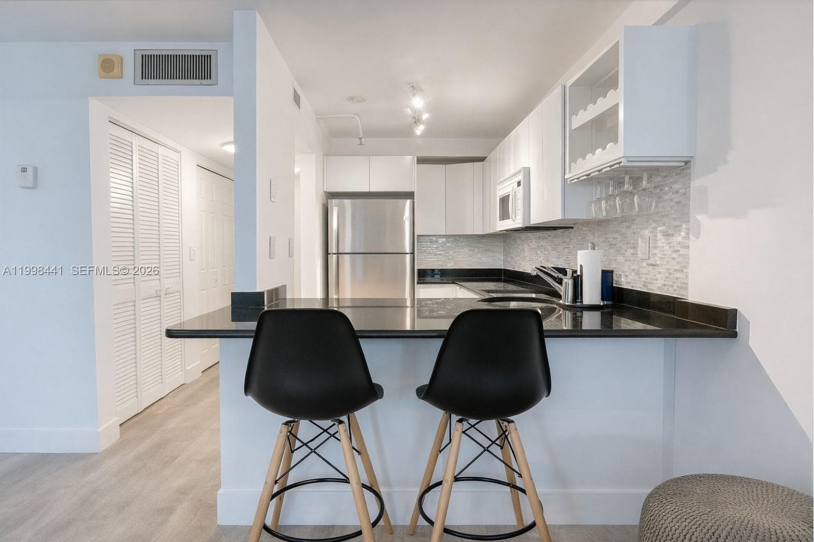1035 West Ave # 707, Miami Beach FL 33139 — 8