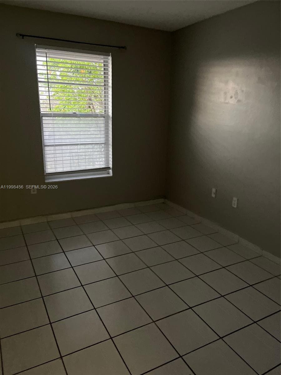 5625 W 20th Ave # 306, Hialeah FL 33012 — 9