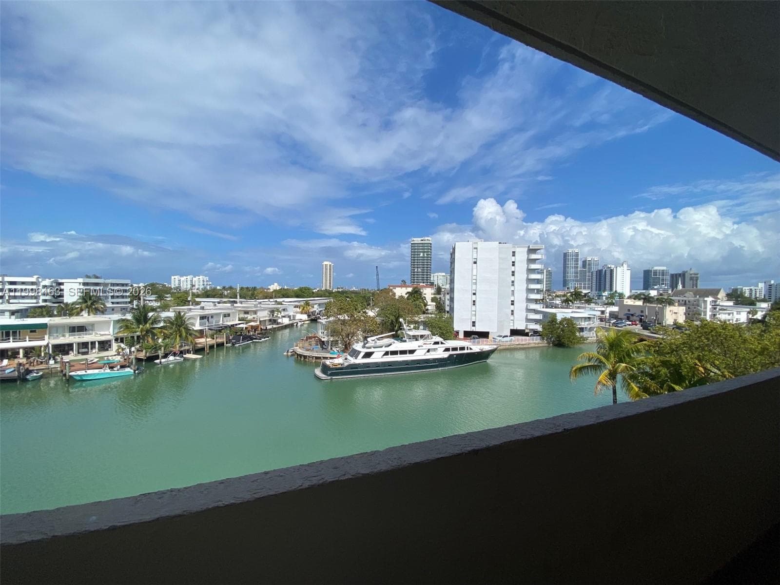 7125 Bay Dr # 506, Miami Beach FL 33141 — 2