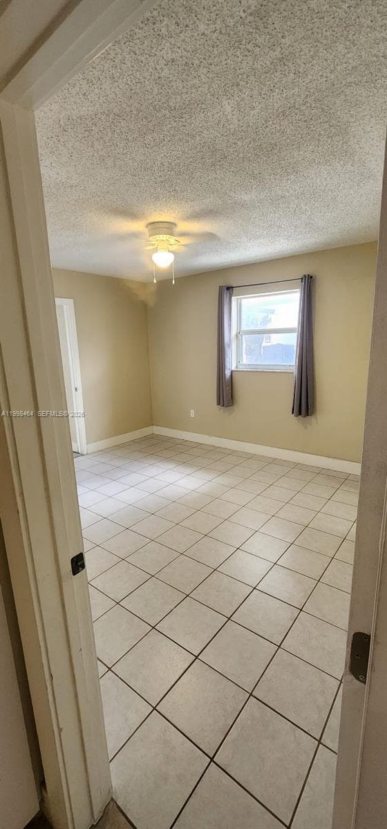 880 E 26th St, Hialeah FL 33013 — 27