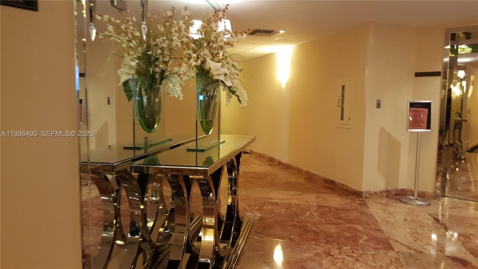 3600 Mystic Pointe Dr # 910, Aventura FL 33180 — 39