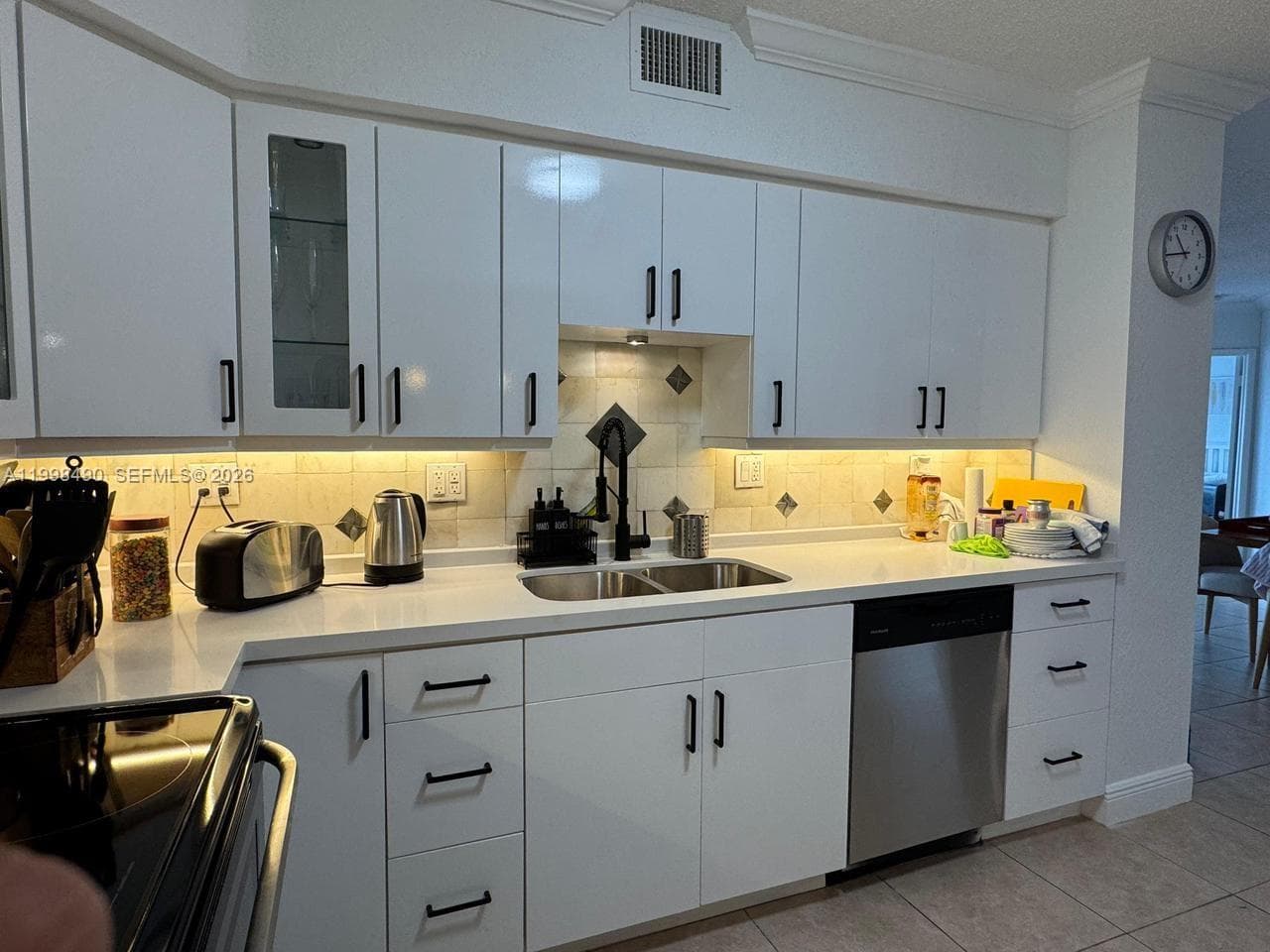 3600 Mystic Pointe Dr # 910, Aventura FL 33180 — 4