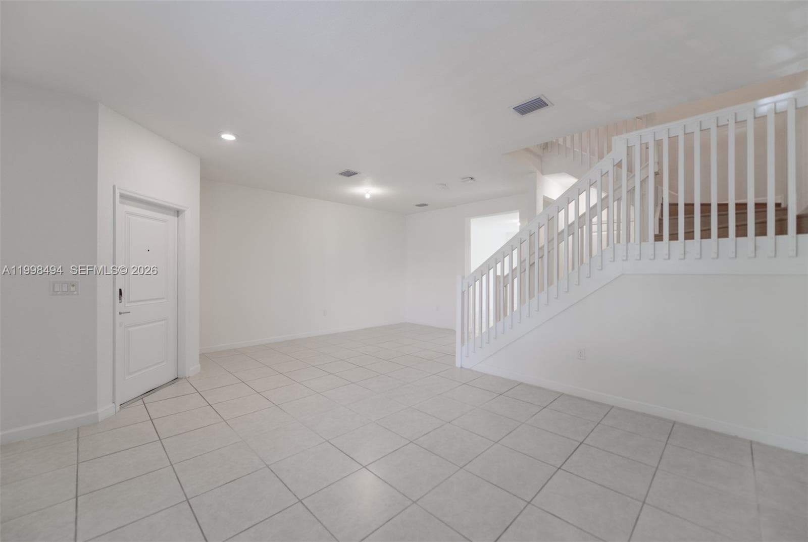 640 NE 207th St, Miami FL 33179 — 2