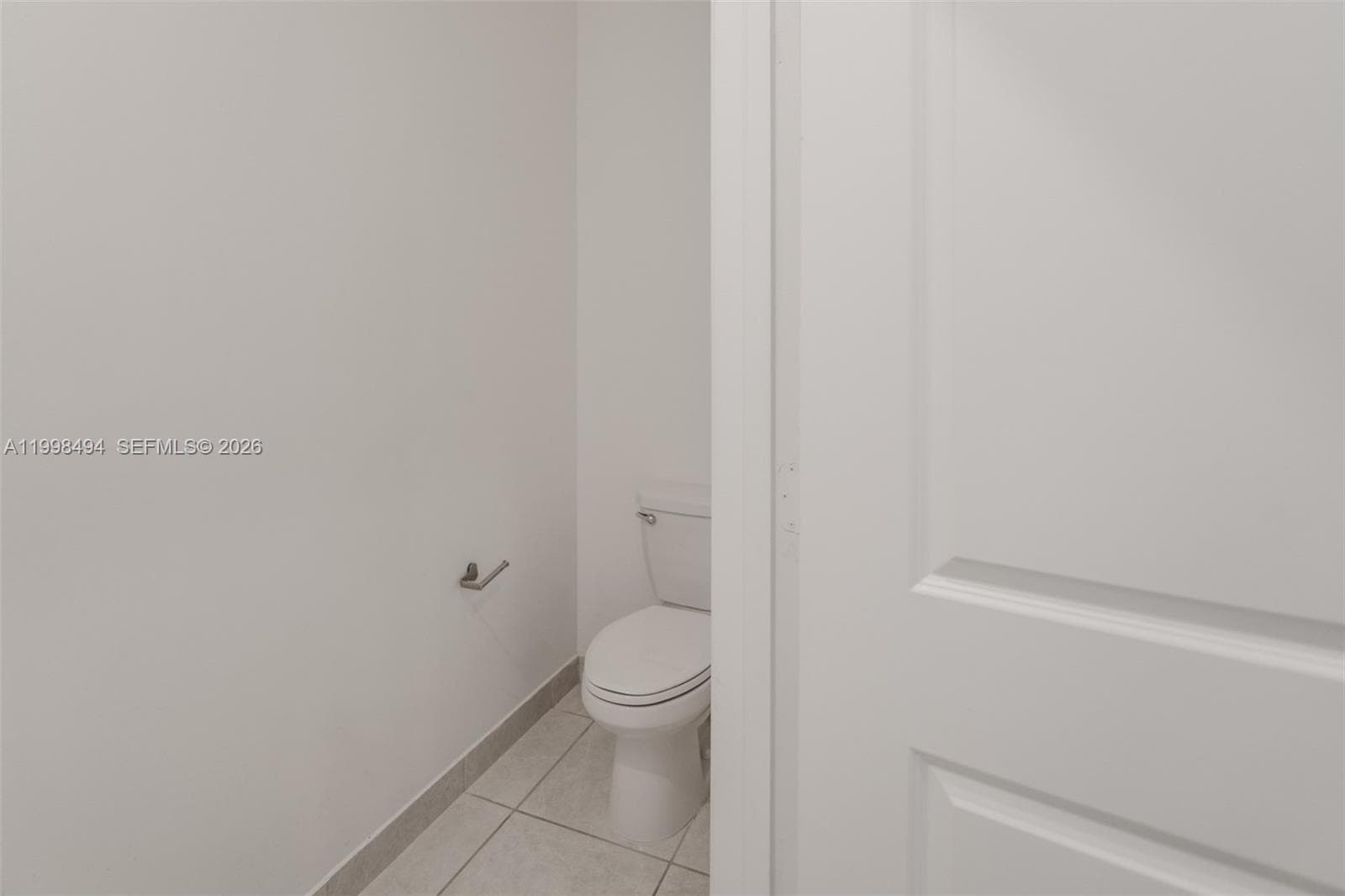 640 NE 207th St, Miami FL 33179 — 7
