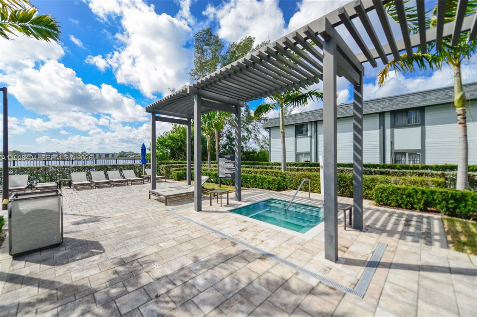 640 NE 207th St, Miami FL 33179 — 49