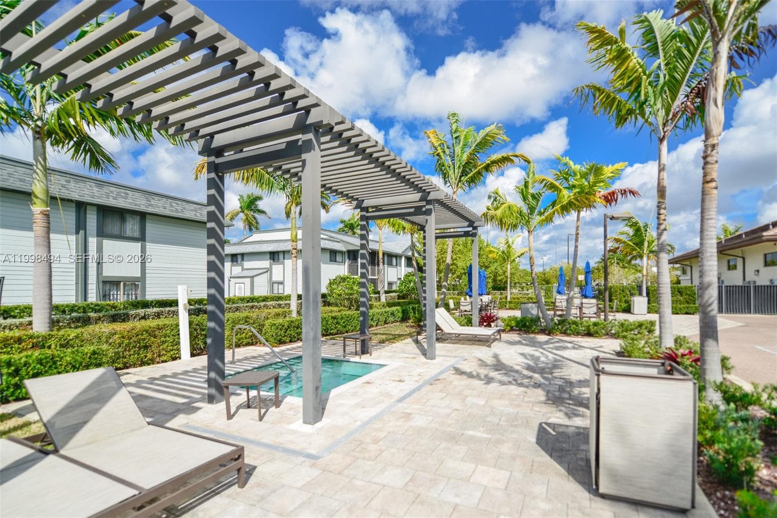 640 NE 207th St, Miami FL 33179 — 48
