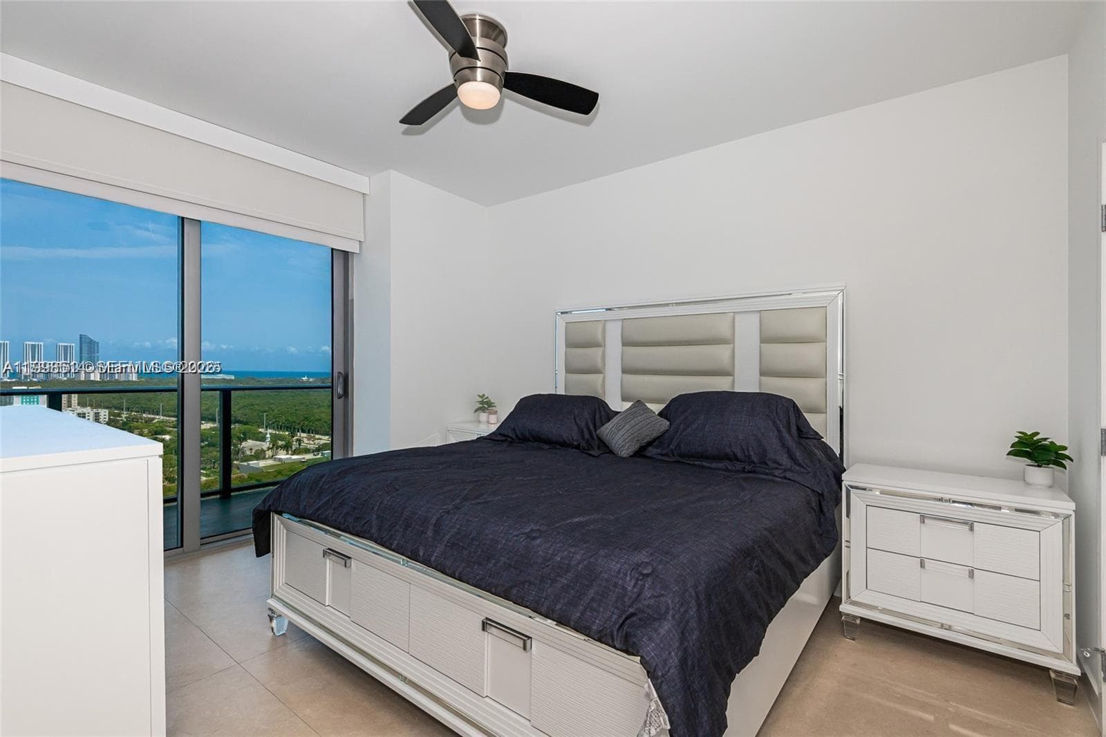 16385 Biscayne Blvd # 2118, North Miami Beach FL 33160 — 14
