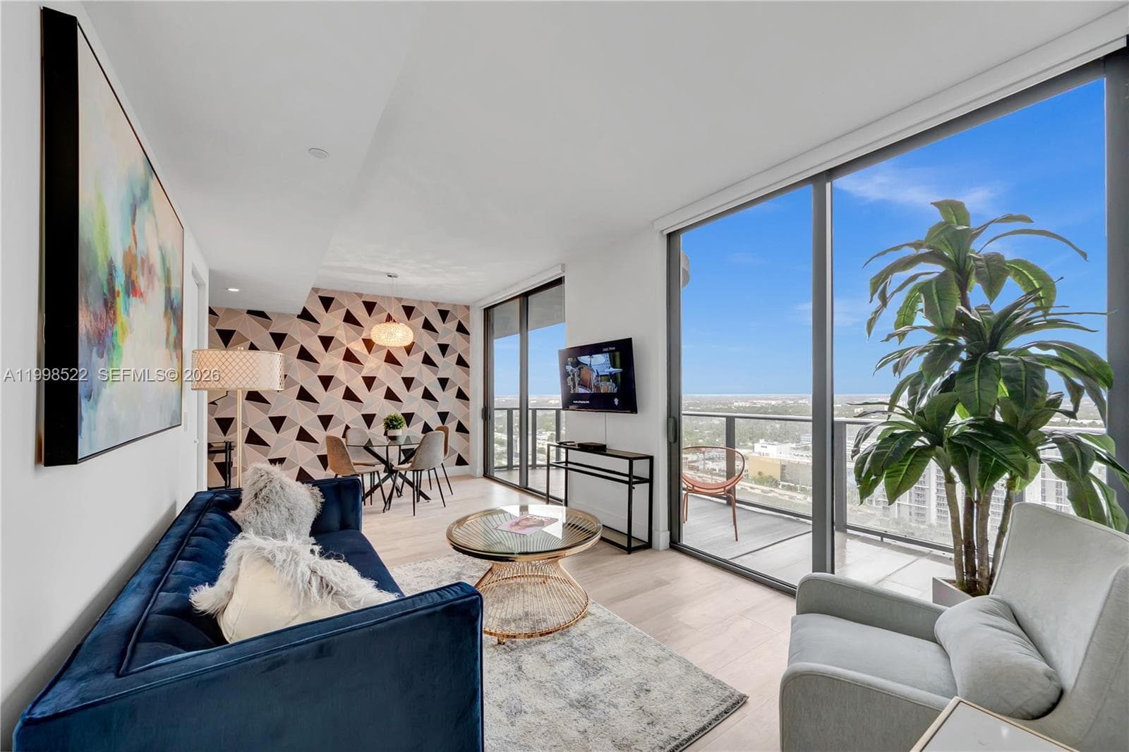 121 NE 34th St # 2815, Miami FL 33137 — 23