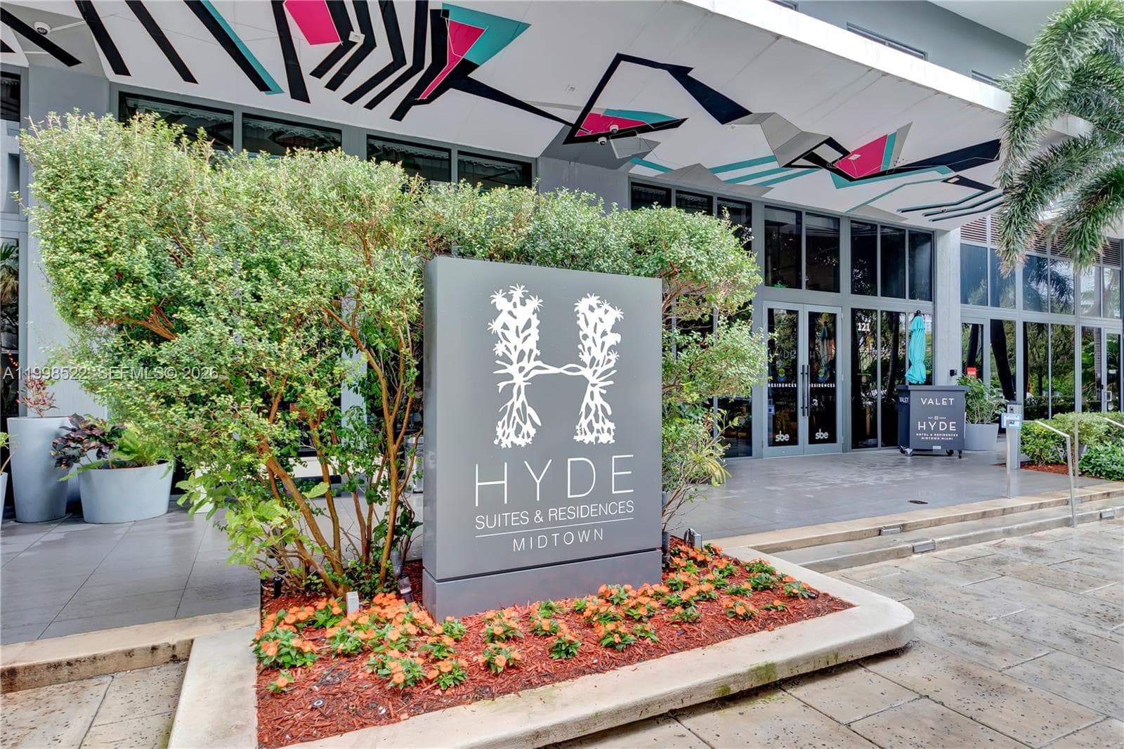 121 NE 34th St # 2815, Miami FL 33137 — 1
