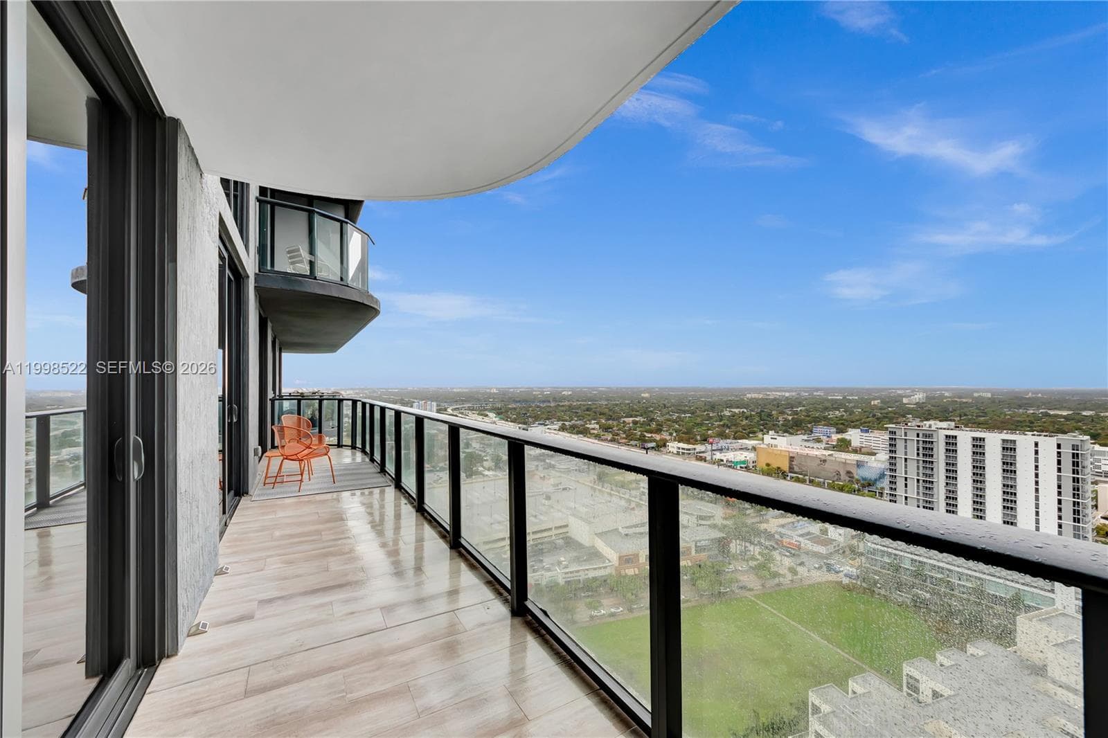 121 NE 34th St # 2815, Miami FL 33137 — 19