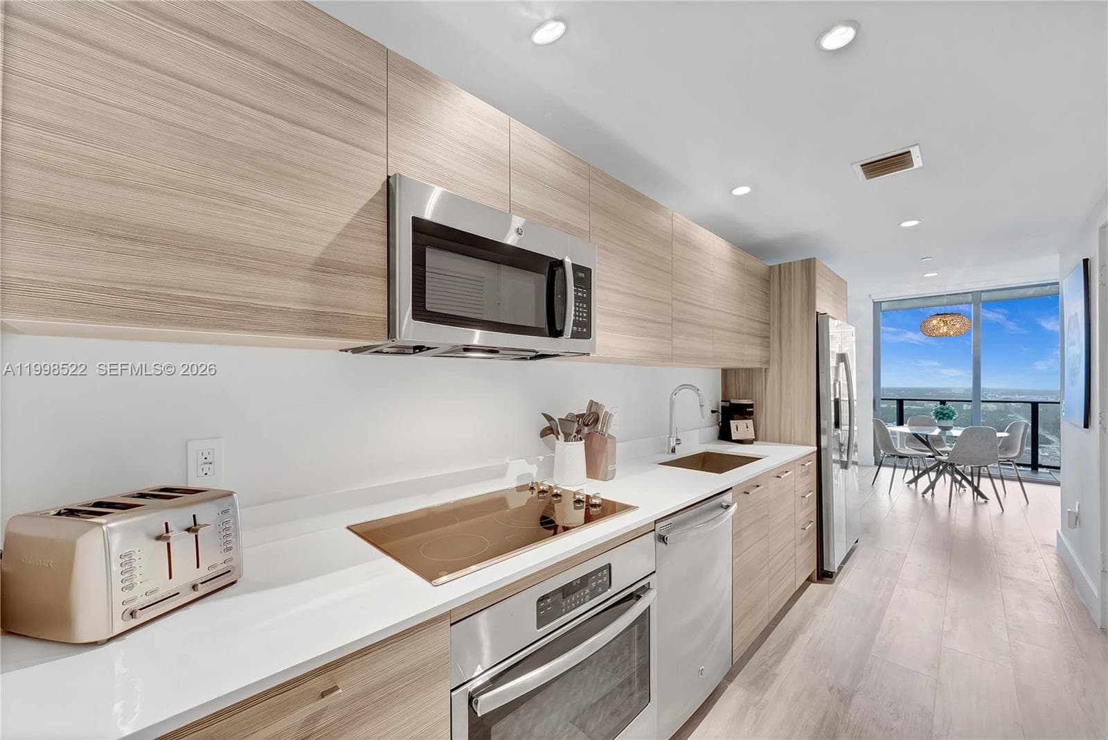 121 NE 34th St # 2815, Miami FL 33137 — 4
