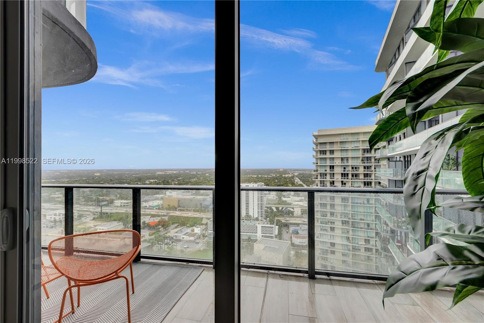 121 NE 34th St # 2815, Miami FL 33137 — 21