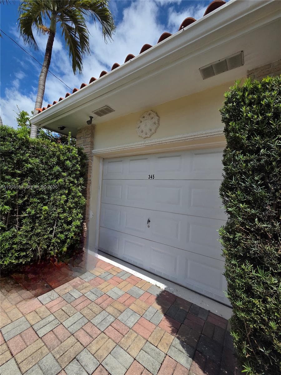 345 Malaga Ave, Coral Gables FL 33134 — 6