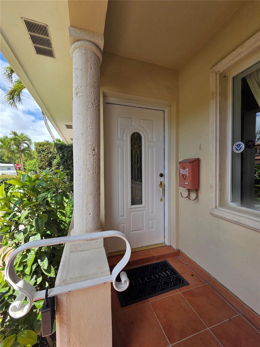 345 Malaga Ave, Coral Gables FL 33134 — 5
