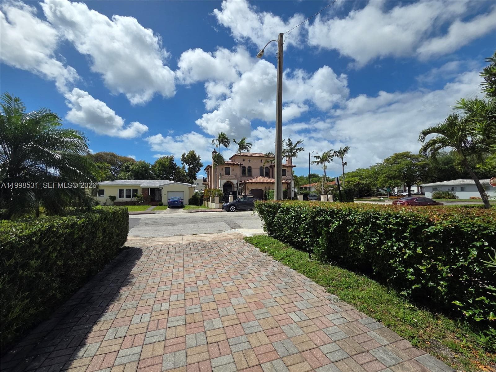 345 Malaga Ave, Coral Gables FL 33134 — 18