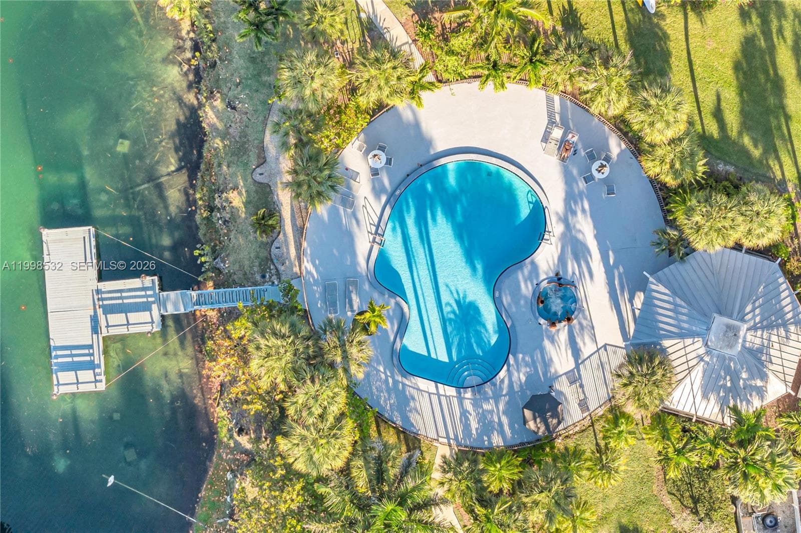 7018 SW 53rd Ln, Miami FL 33155 — 56