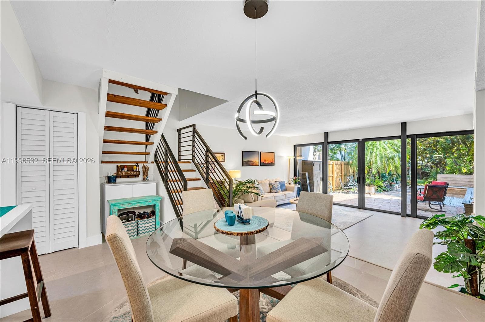 7018 SW 53rd Ln, Miami FL 33155 — 5