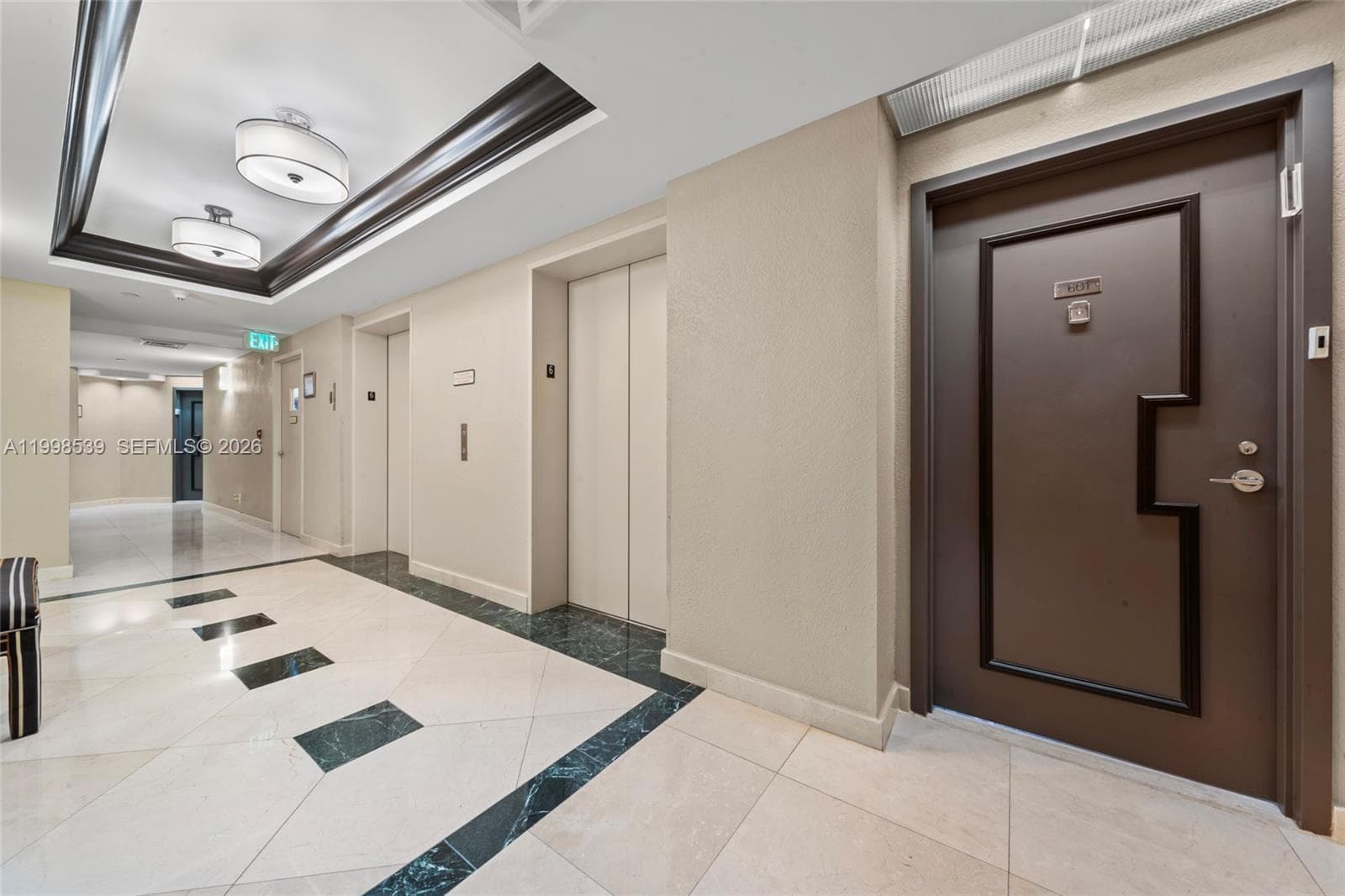 3598 Yacht Club Dr, Aventura FL 33180 — 32
