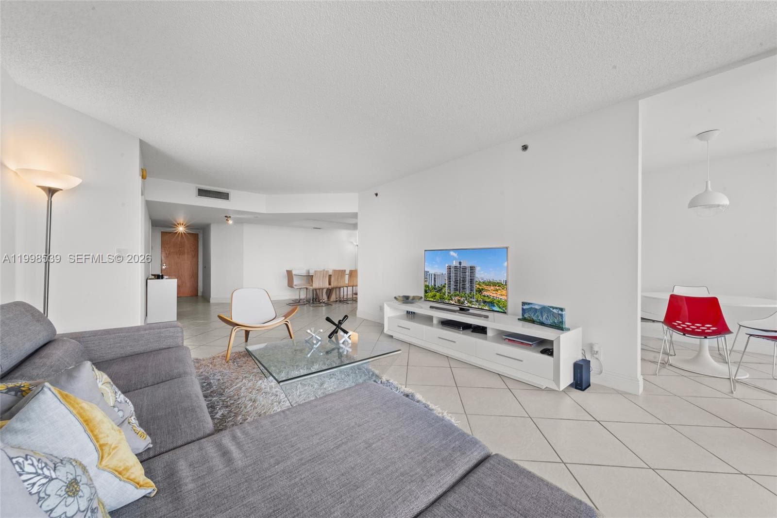 3598 Yacht Club Dr, Aventura FL 33180 — 1