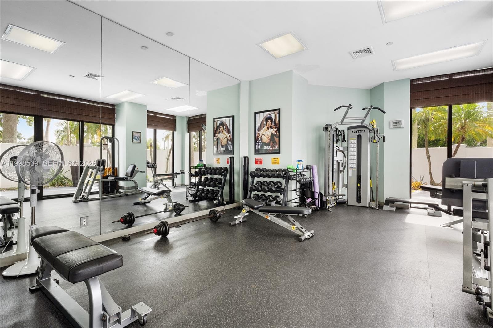 3598 Yacht Club Dr, Aventura FL 33180 — 49