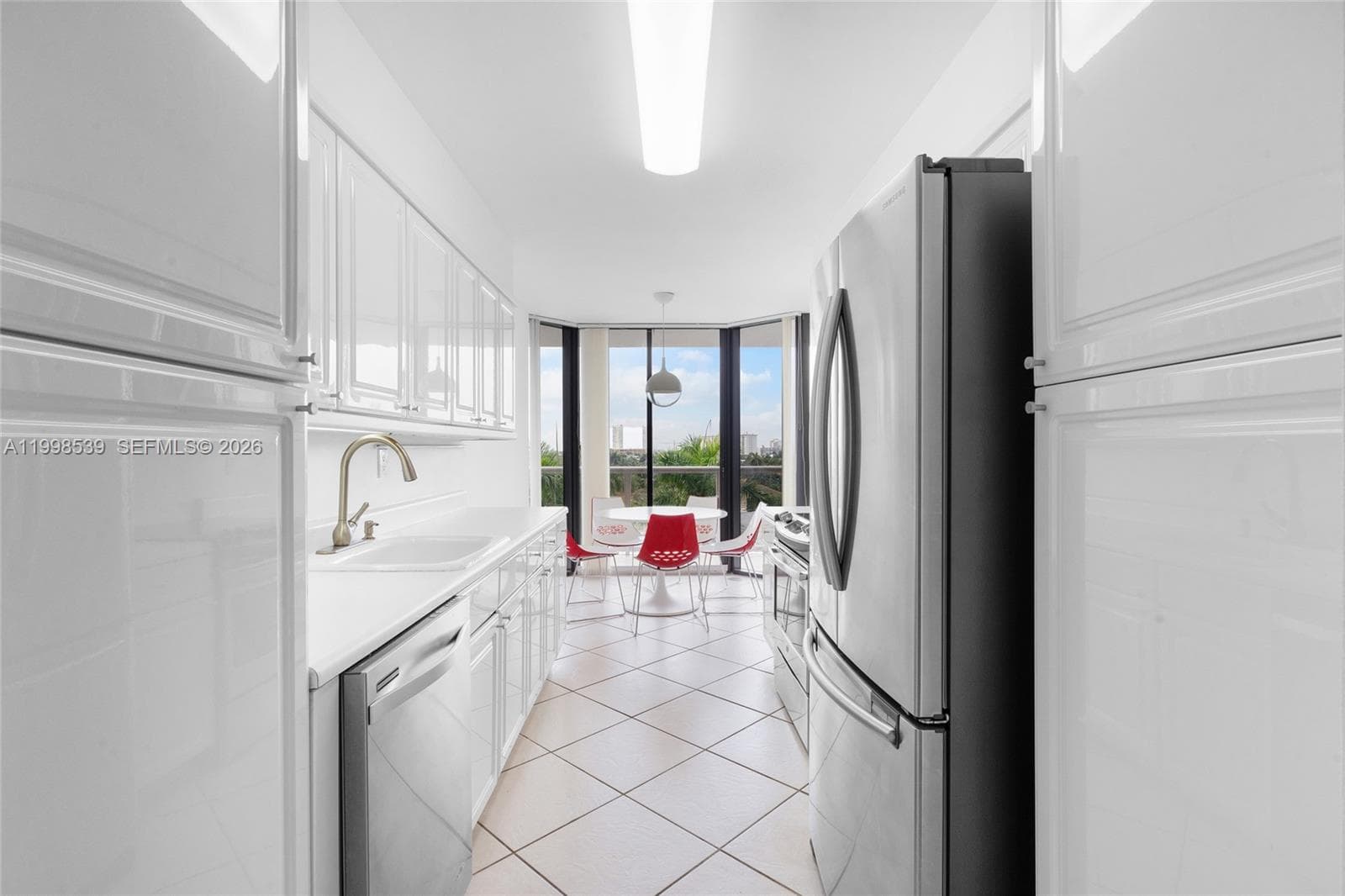 3598 Yacht Club Dr, Aventura FL 33180 — 14