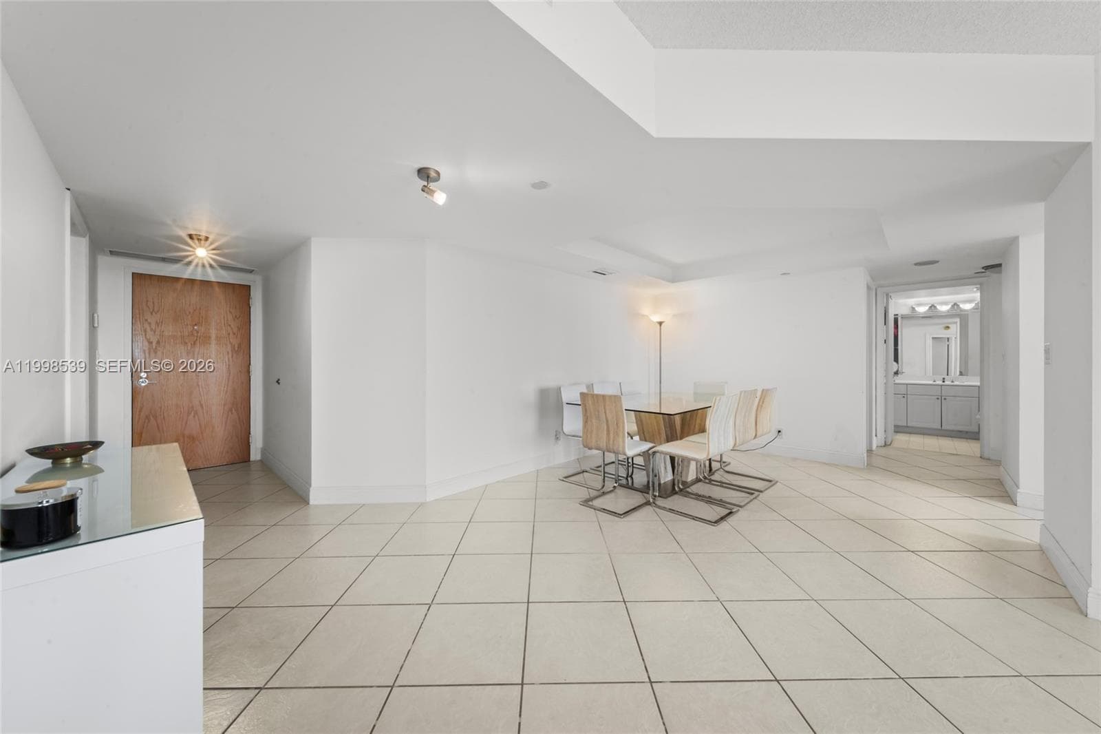 3598 Yacht Club Dr, Aventura FL 33180 — 11