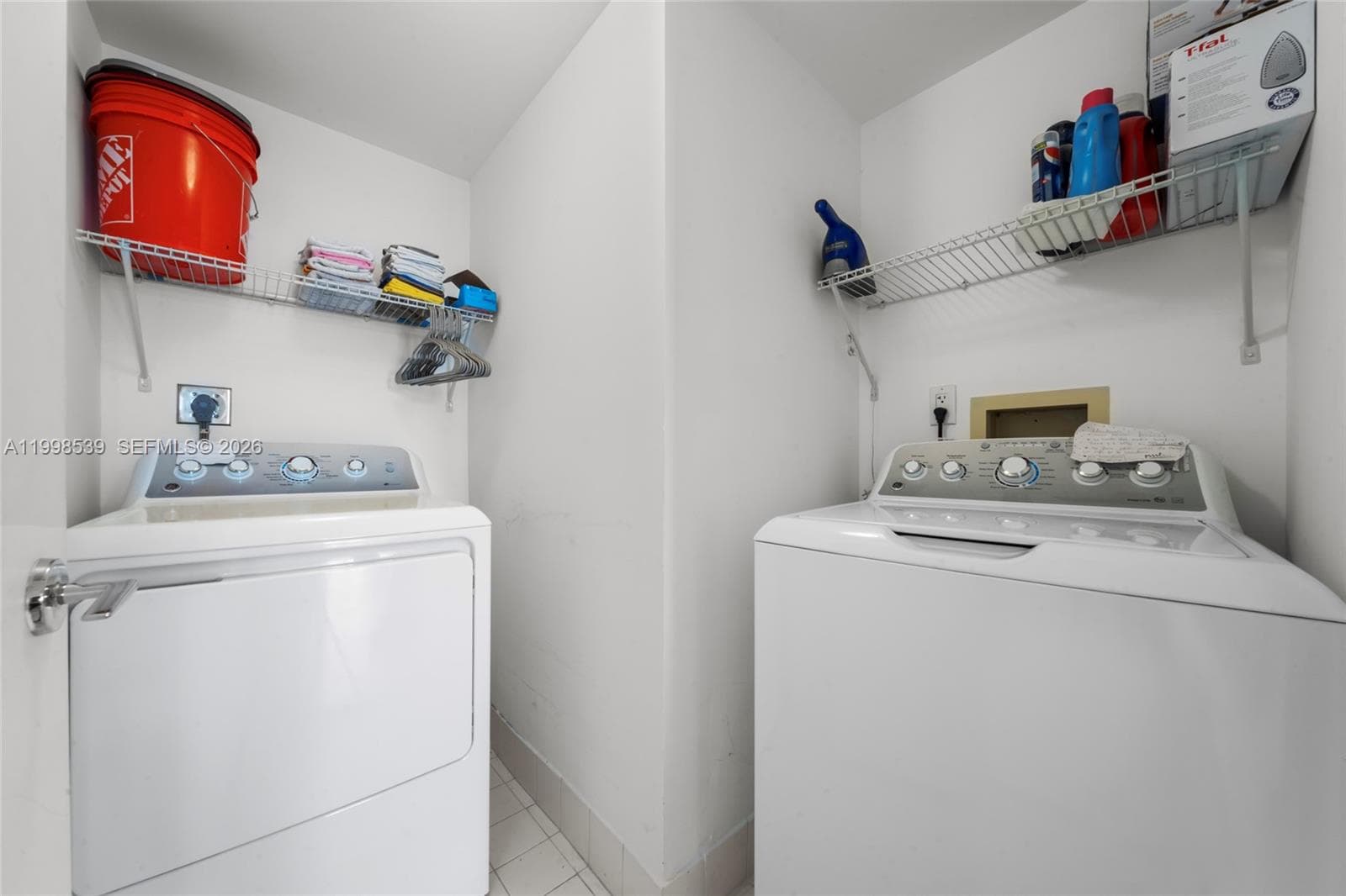 3598 Yacht Club Dr, Aventura FL 33180 — 31