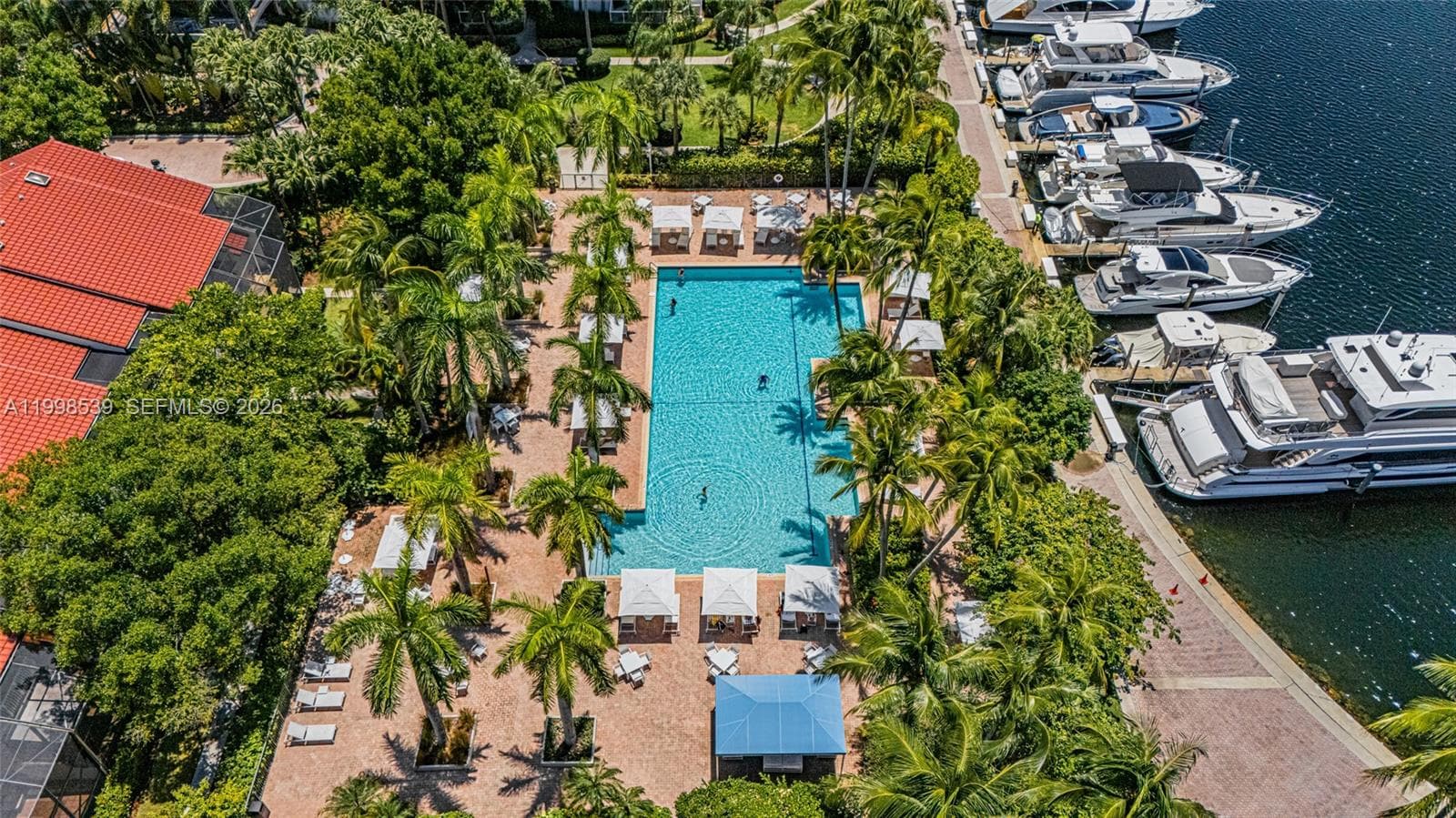 3598 Yacht Club Dr, Aventura FL 33180 — 39