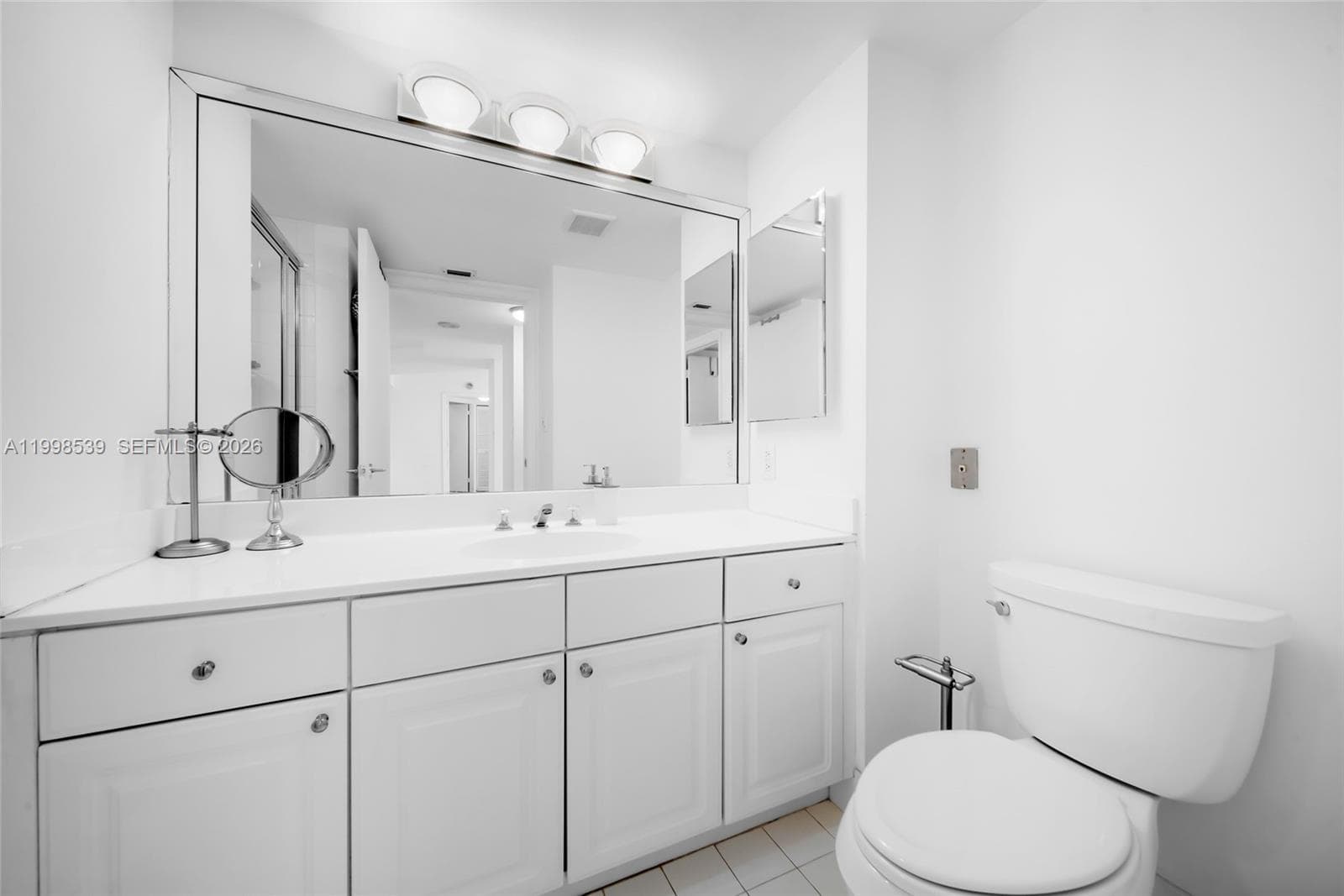 3598 Yacht Club Dr, Aventura FL 33180 — 29