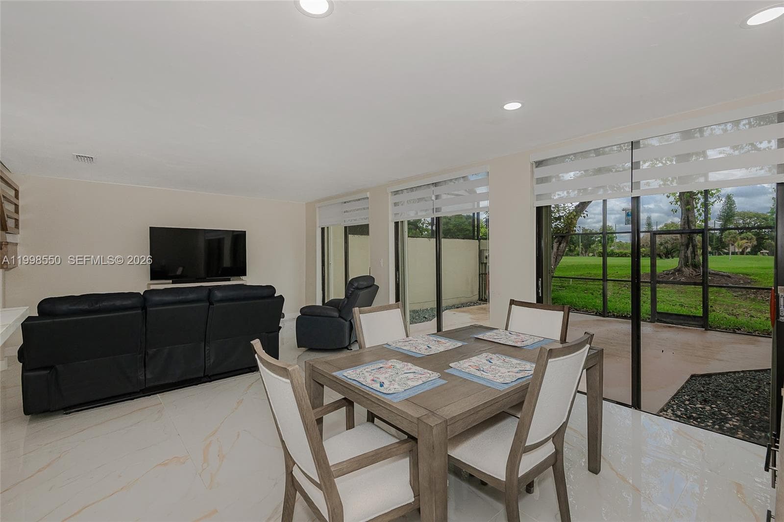 3325 Torremolinos Ave # 44, Doral FL 33178 — 24