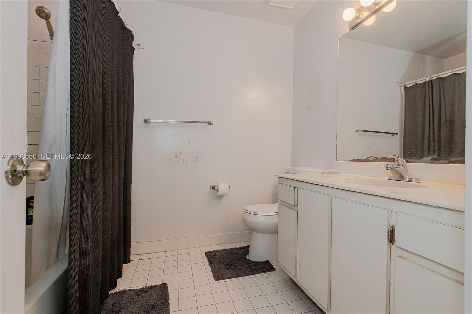 3325 Torremolinos Ave # 44, Doral FL 33178 — 35