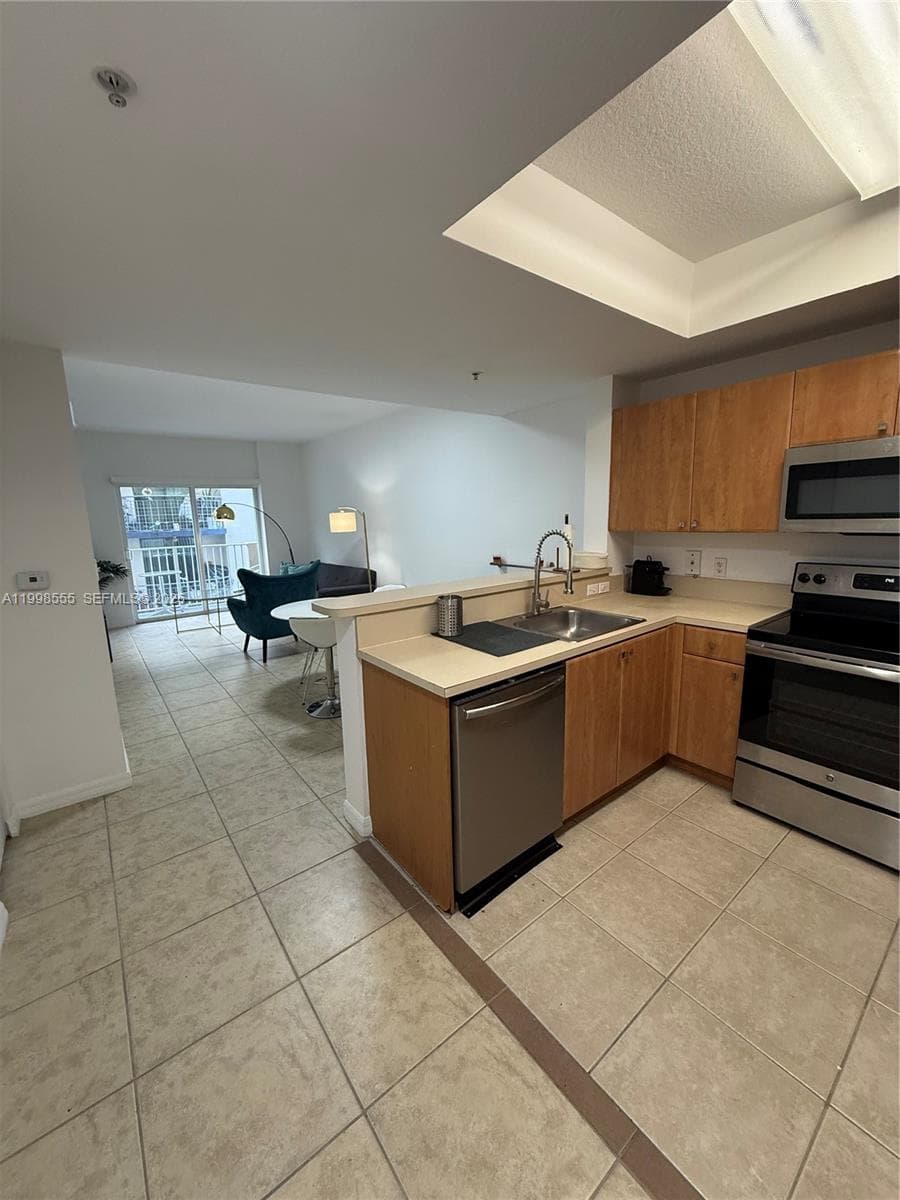 119 SW 6th Ave # 405, Miami FL 33130 — 2