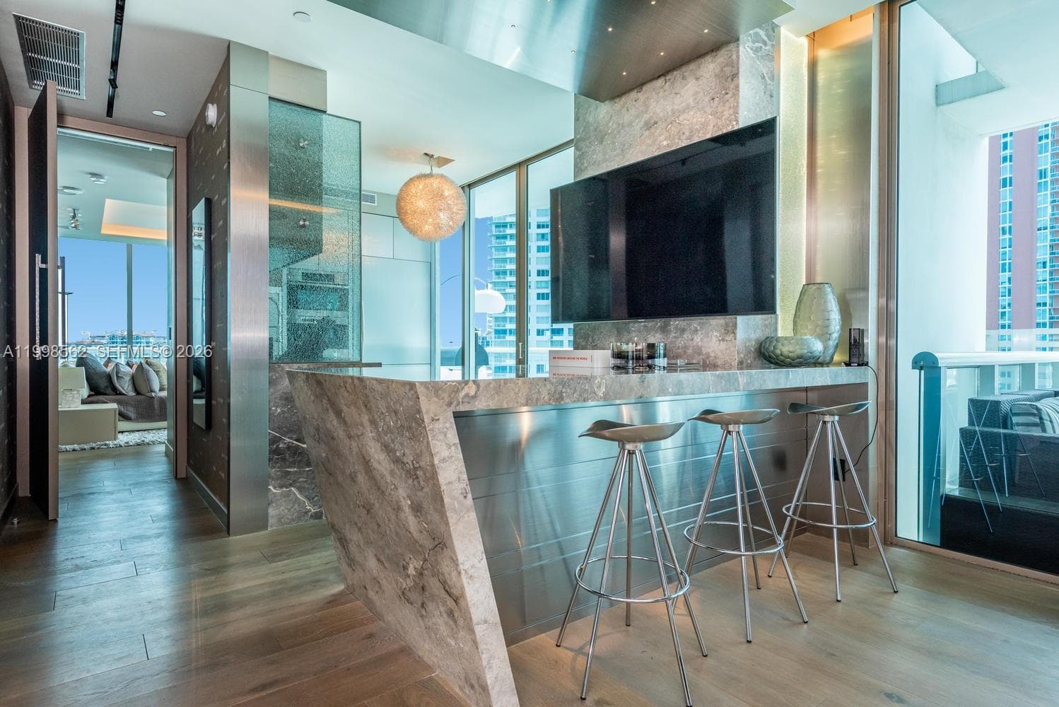 50 S Pointe Dr # 905, Miami Beach FL 33139 — 5