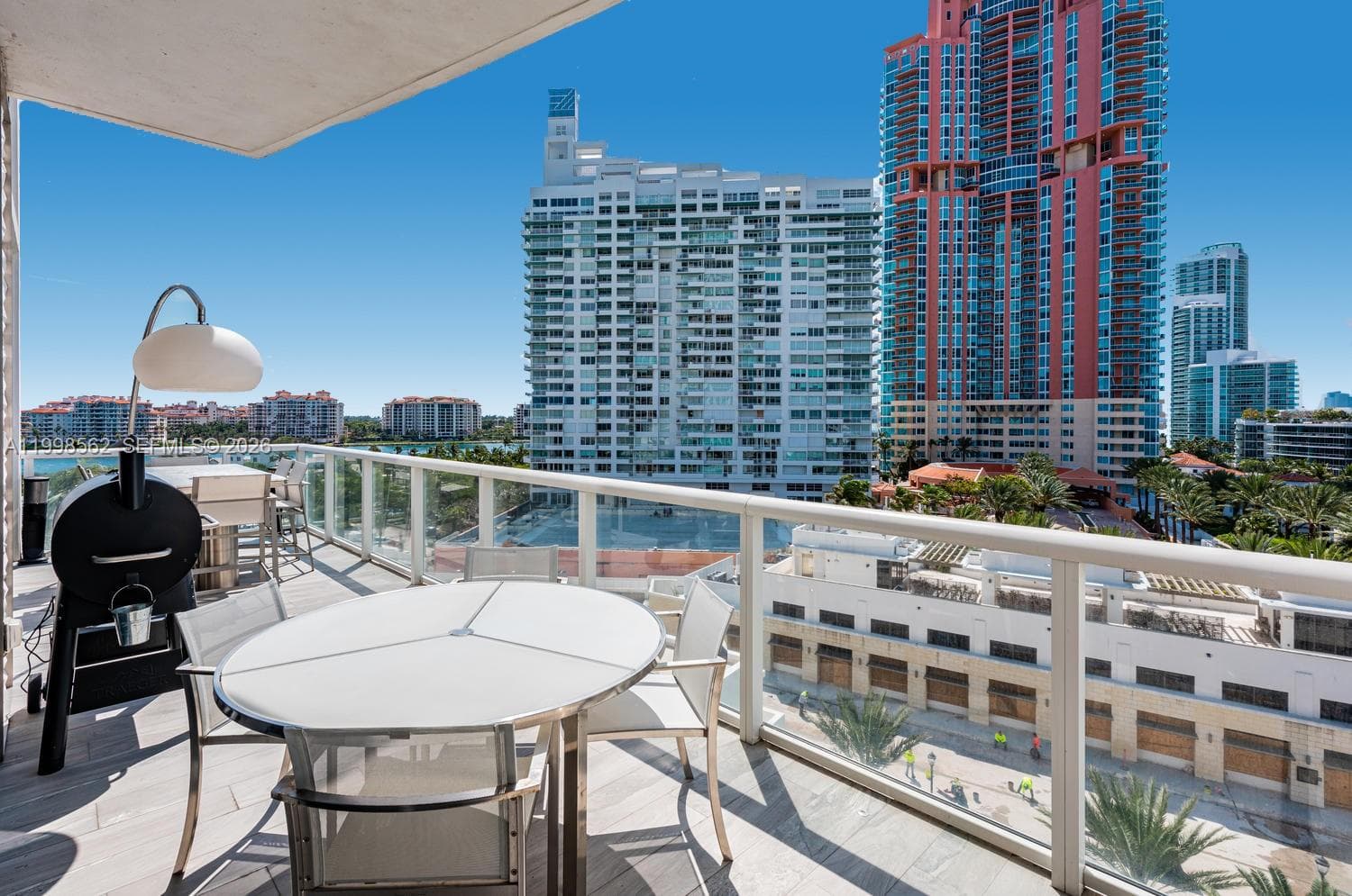 50 S Pointe Dr # 905, Miami Beach FL 33139 — 10