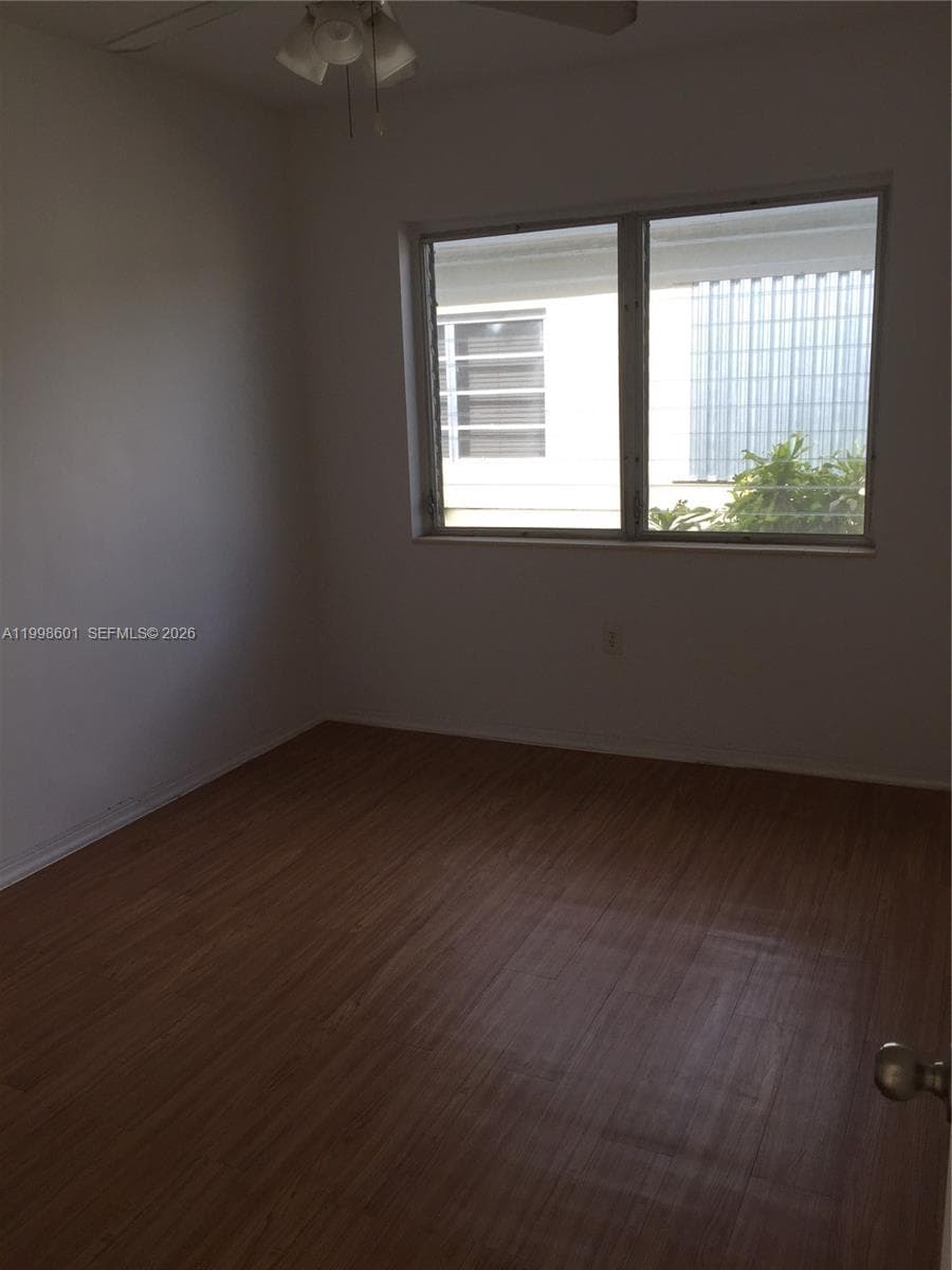4740 Pine Tree Dr # 26, Miami Beach FL 33140 — 8