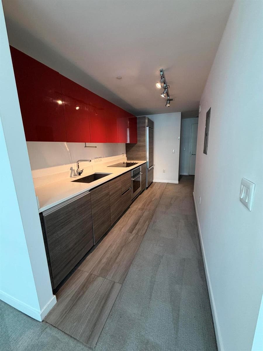 1100 S Miami Avenue # 2206, Miami FL 33130 — 8