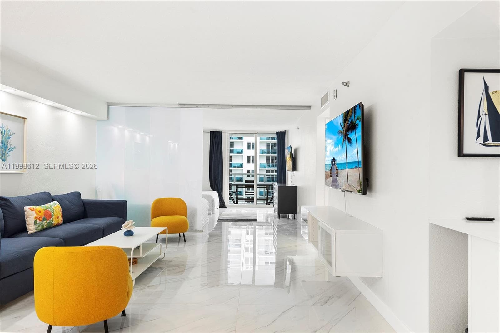 2401 Collins Ave # 1007, Miami Beach FL 33140 — 2