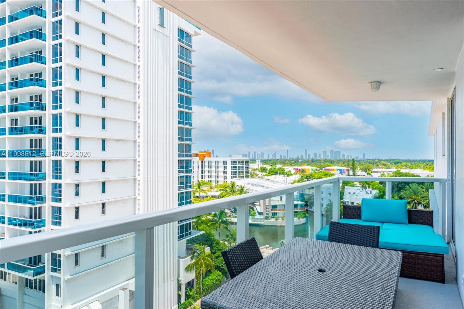 2401 Collins Ave # 1007, Miami Beach FL 33140 — 20