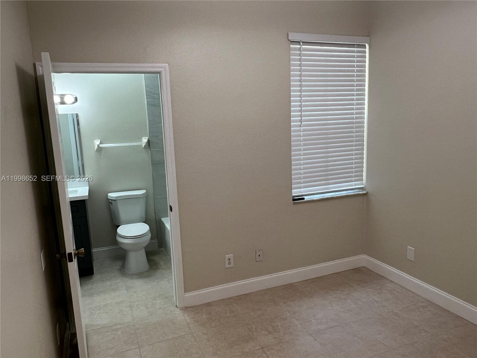 85 SW 16 AV, Homestead FL 33030 — 38